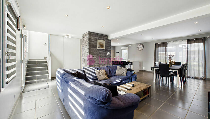 60015294g - Attribut alt par défaut.