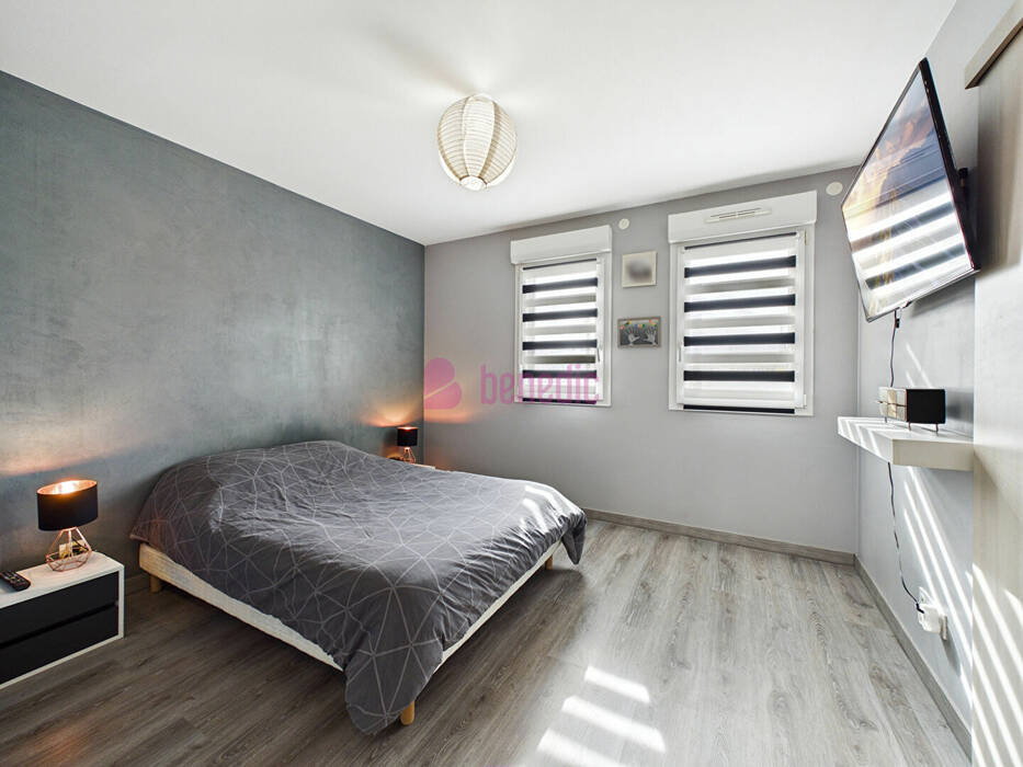 60015294p - Attribut alt par défaut.