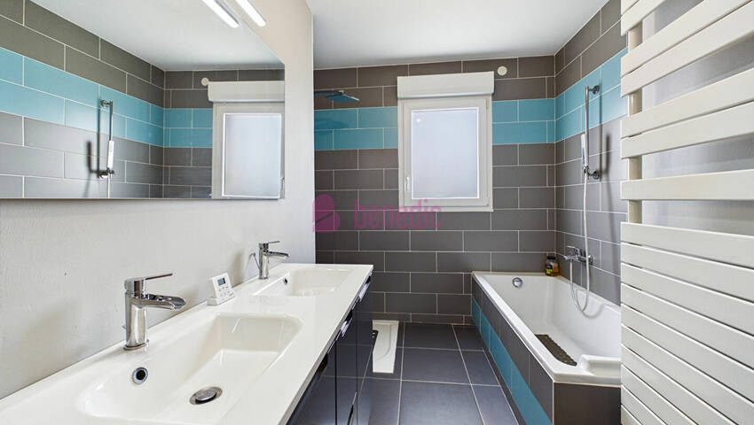 60015294q - Attribut alt par défaut.