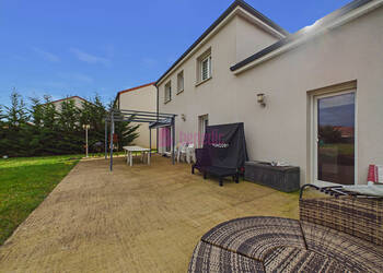 60015294b - Attribut alt par défaut.