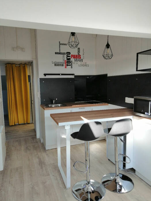 60257023b - Attribut alt par défaut.