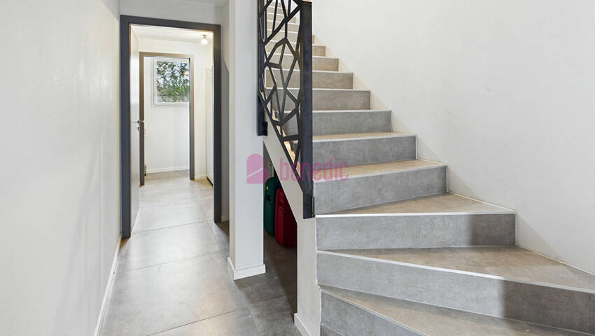 60148169q - Attribut alt par défaut.