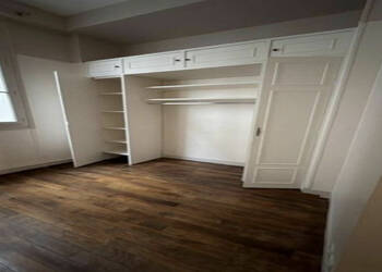 60278698b - Attribut alt par défaut.