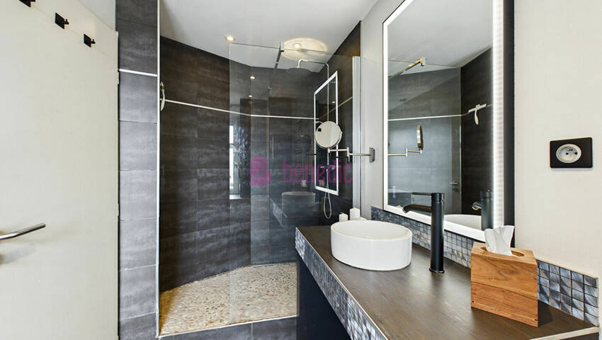 60256073l - Attribut alt par défaut.