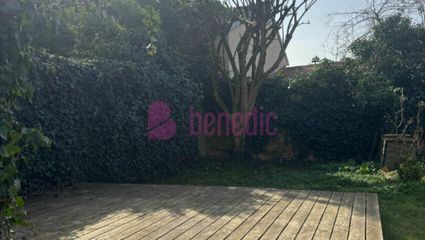 60256073n - Attribut alt par défaut.