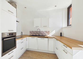 60256069b - Attribut alt par défaut.