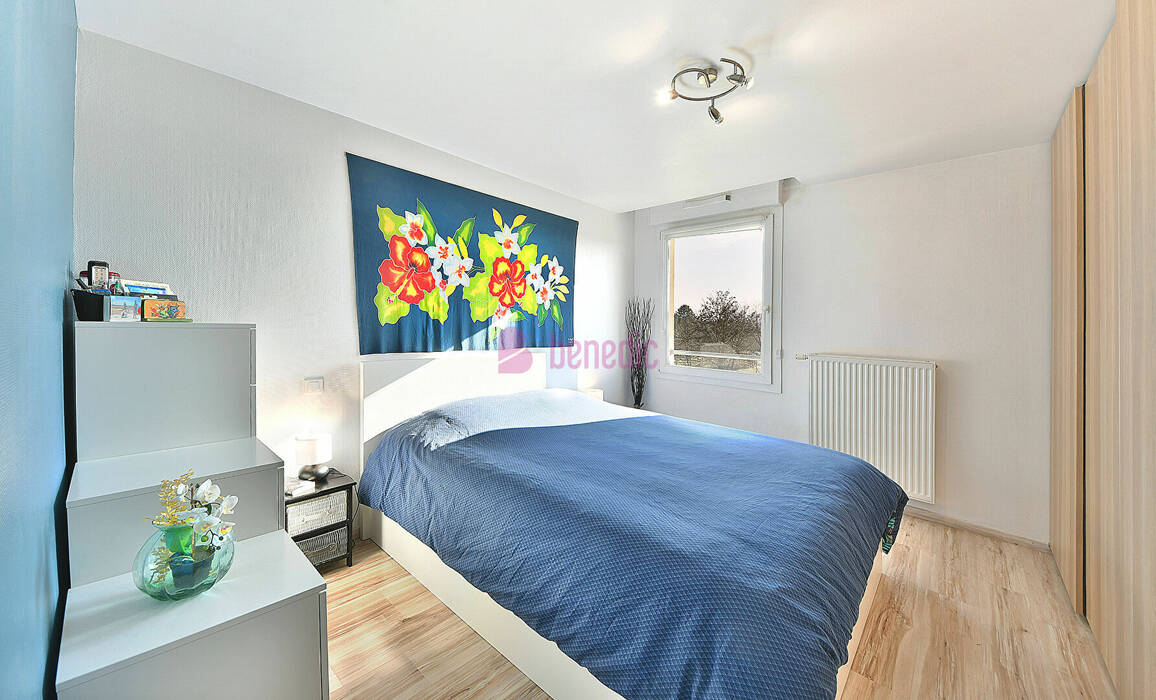 60257597l - Attribut alt par défaut.