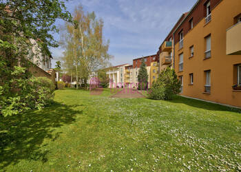 60157830a - Attribut alt par défaut.