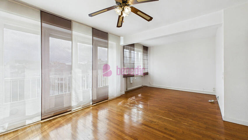 60235137e - Attribut alt par défaut.