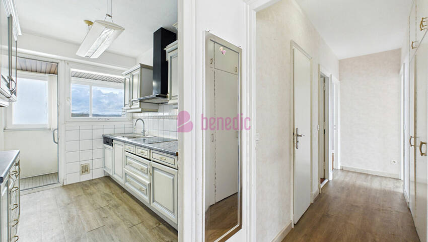 60235137g - Attribut alt par défaut.