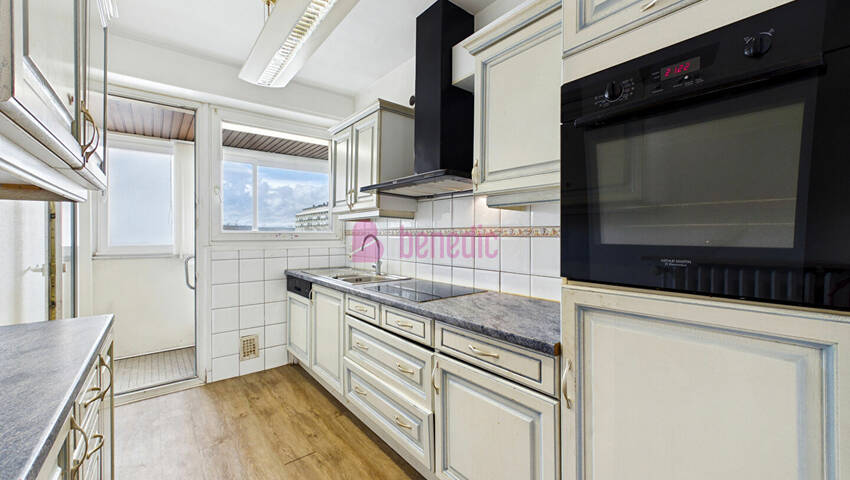 60235137h - Attribut alt par défaut.