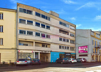 60235137a - Attribut alt par défaut.