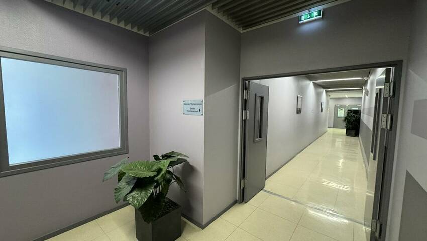 443701856 57 25789 2 - Attribut alt par défaut.