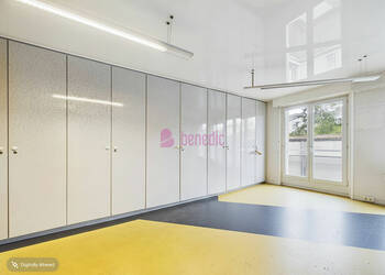 60307605b - Attribut alt par défaut.