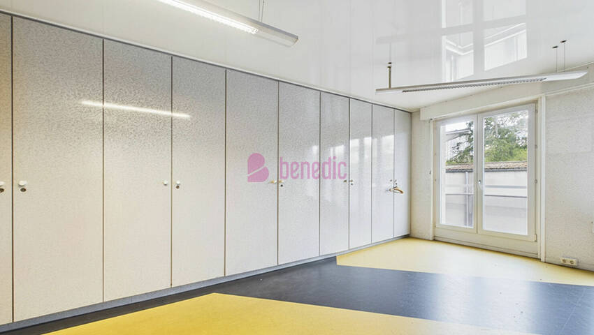 60307605b - Attribut alt par défaut.