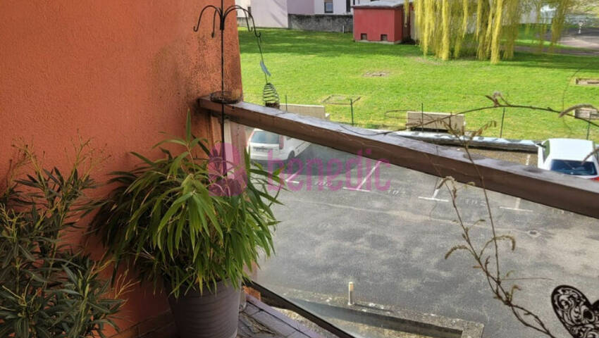 60311227a - Attribut alt par défaut.