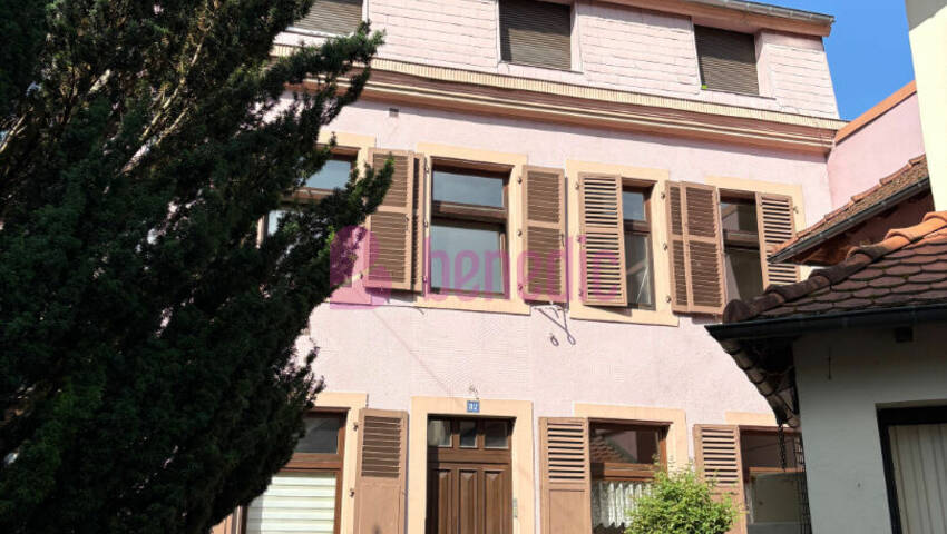 58738112a - Attribut alt par défaut.