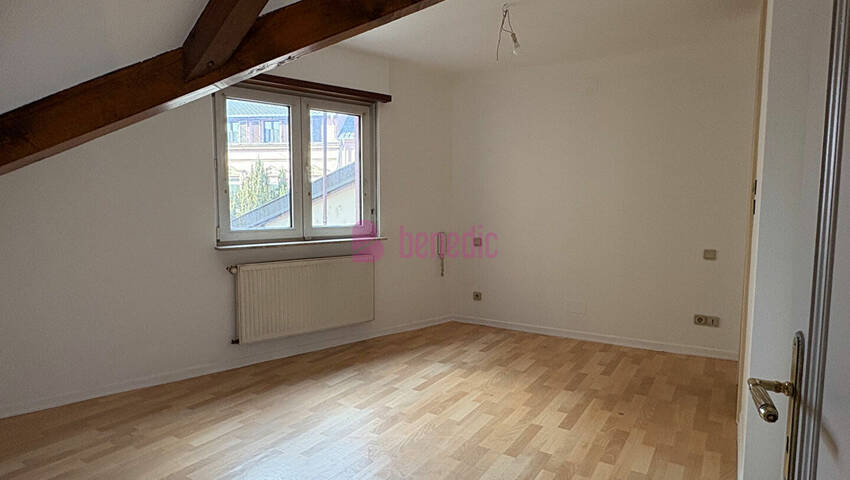 58738112f - Attribut alt par défaut.