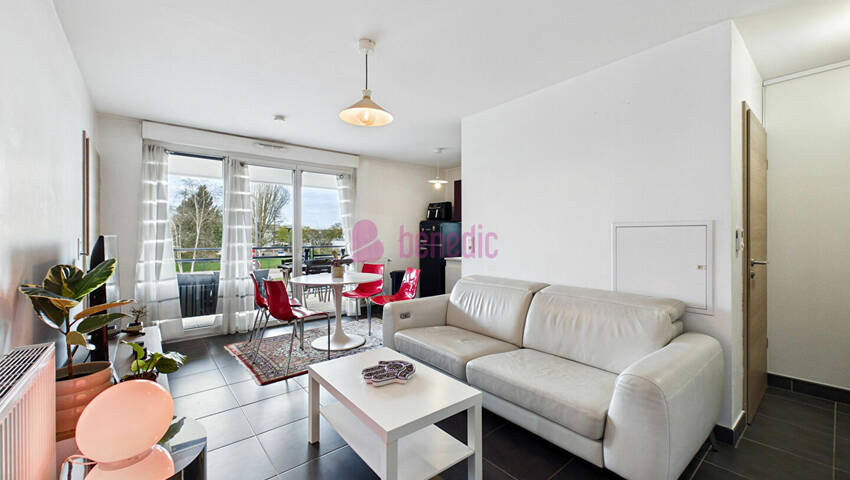 60225265c - Attribut alt par défaut.