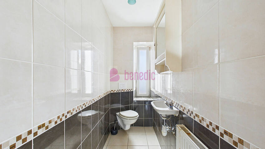 60316653g - Attribut alt par défaut.