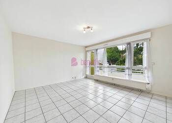 60193075c - Attribut alt par défaut.