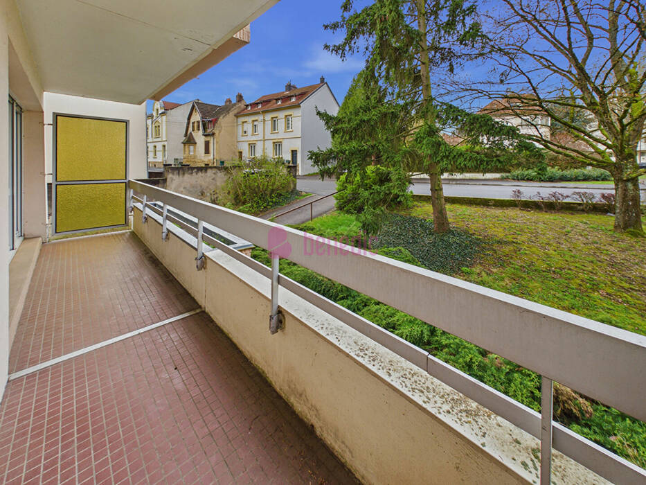 60193075e - Attribut alt par défaut.