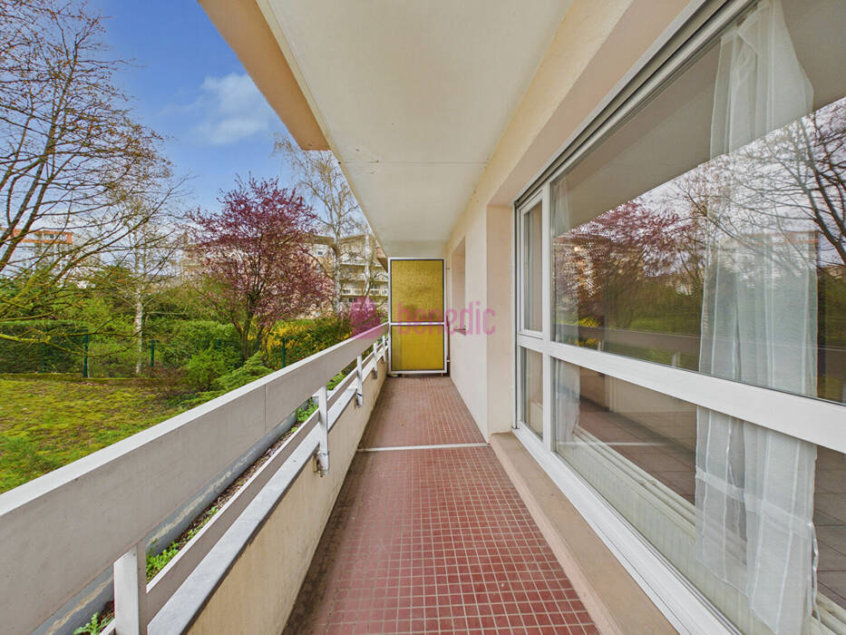 60193075f - Attribut alt par défaut.