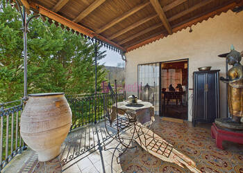 59829381c - Attribut alt par défaut.