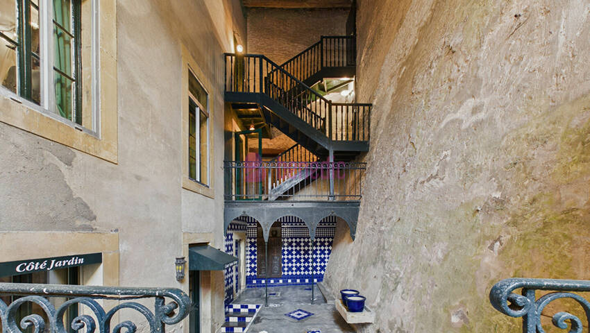 59829381d - Attribut alt par défaut.