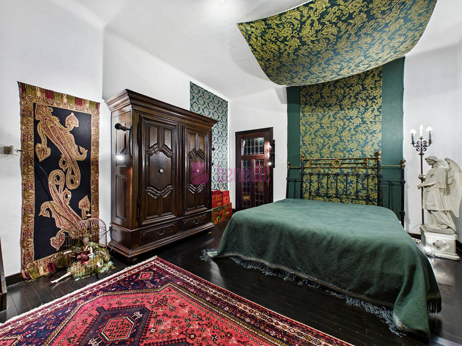 59829381f - Attribut alt par défaut.