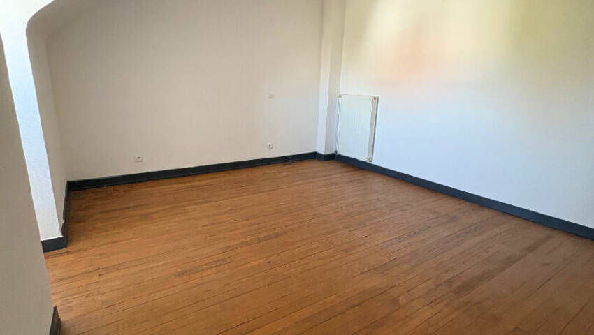 60340724f - Attribut alt par défaut.