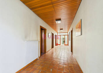 56905836c - Attribut alt par défaut.