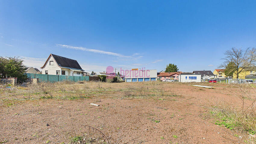 56905836n - Attribut alt par défaut.