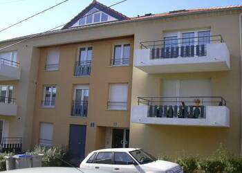 4254478d - Attribut alt par défaut.