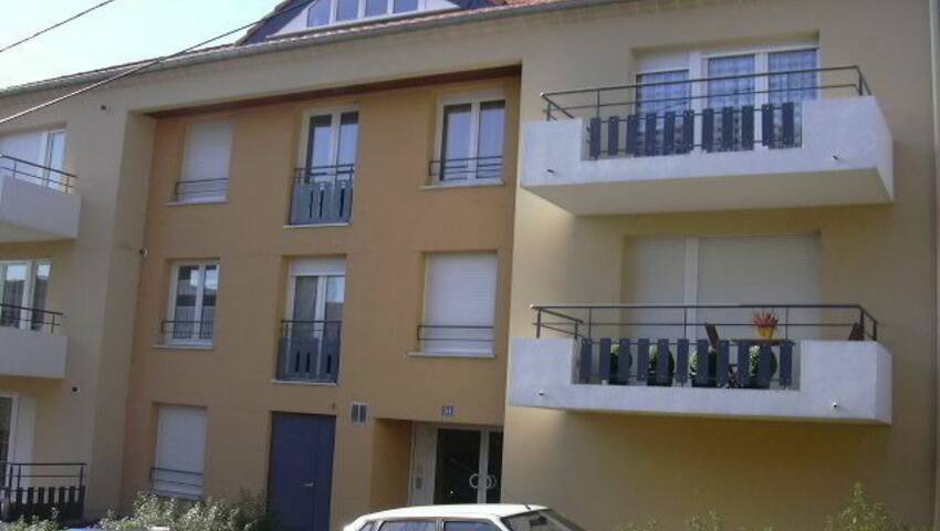 4254478d - Attribut alt par défaut.