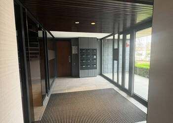 60368778c - Attribut alt par défaut.