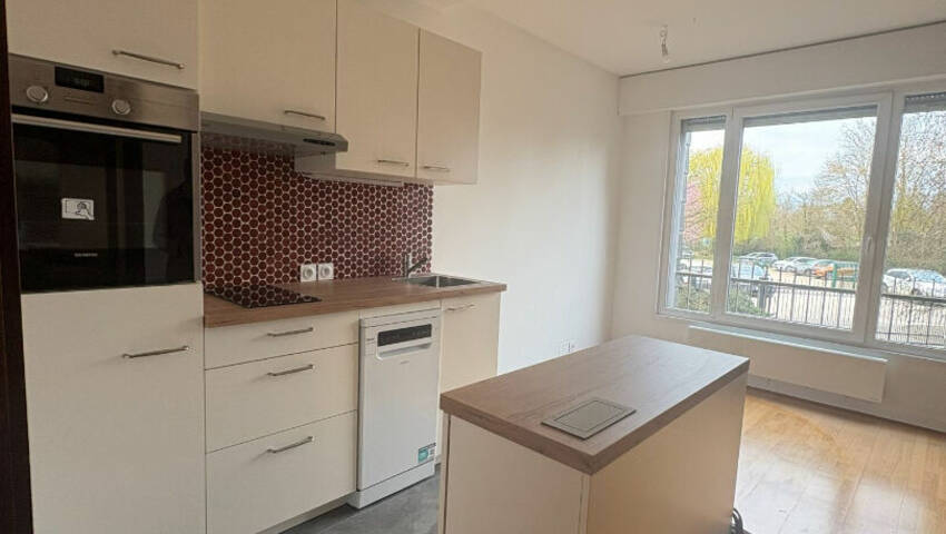 60368778e - Attribut alt par défaut.