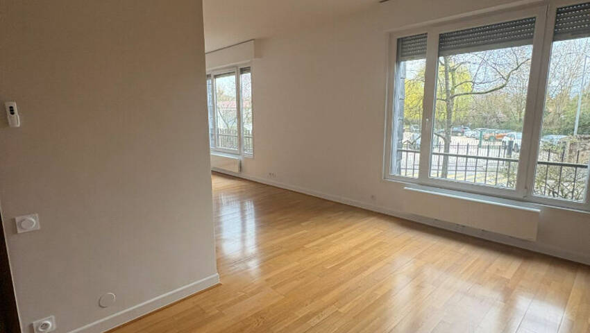 60368778g - Attribut alt par défaut.