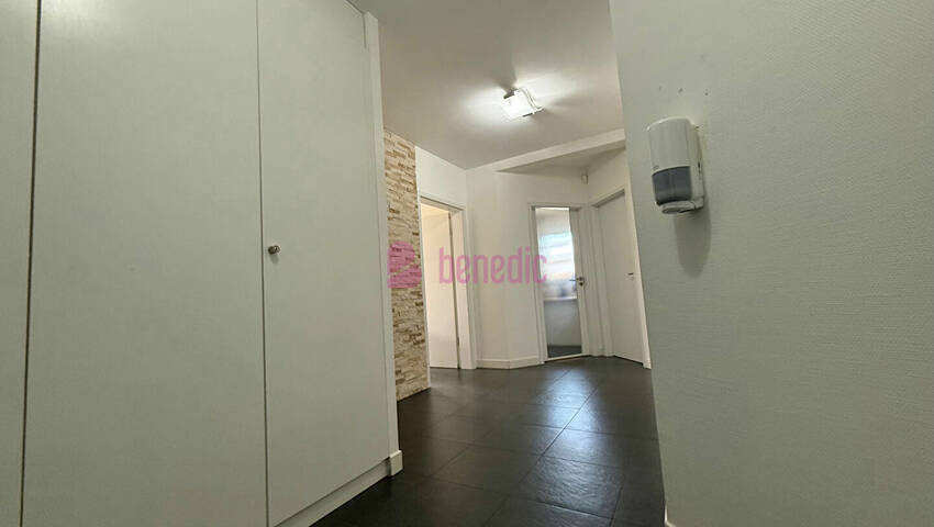 60020864c - Attribut alt par défaut.