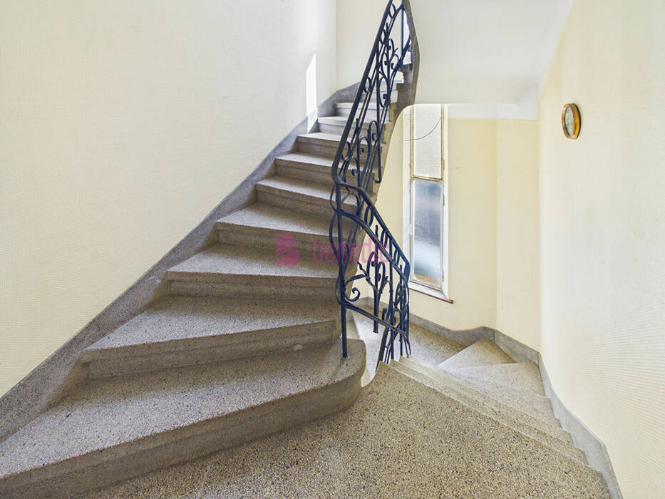 60362959b - Attribut alt par défaut.