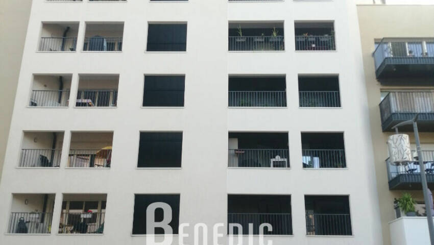 60372282c - Attribut alt par défaut.