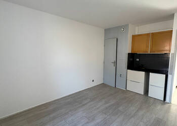 60372102a - Attribut alt par défaut.