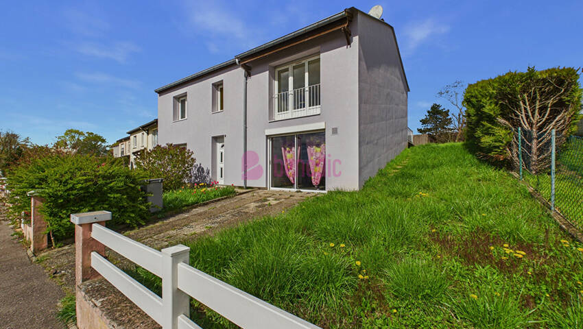 59071991a - Attribut alt par défaut.