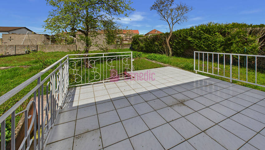 59071991f - Attribut alt par défaut.