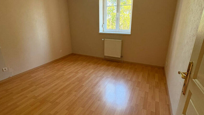 60224641c - Attribut alt par défaut.