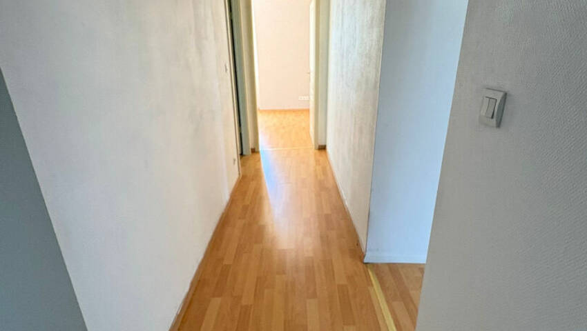 60224641d - Attribut alt par défaut.