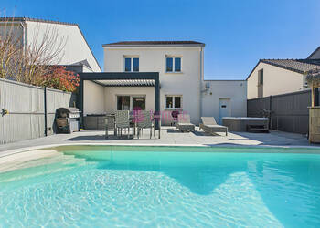 60294979a - Attribut alt par défaut.