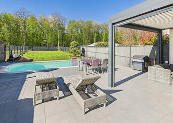 60294979b - Attribut alt par défaut.