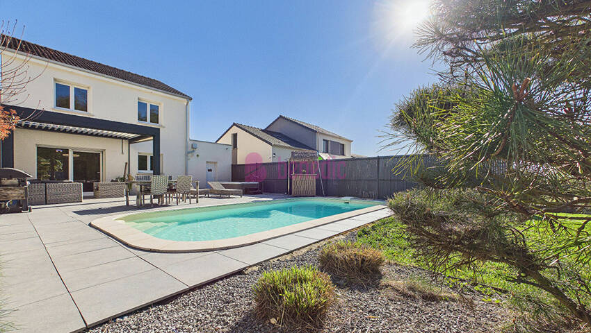 60294979g - Attribut alt par défaut.