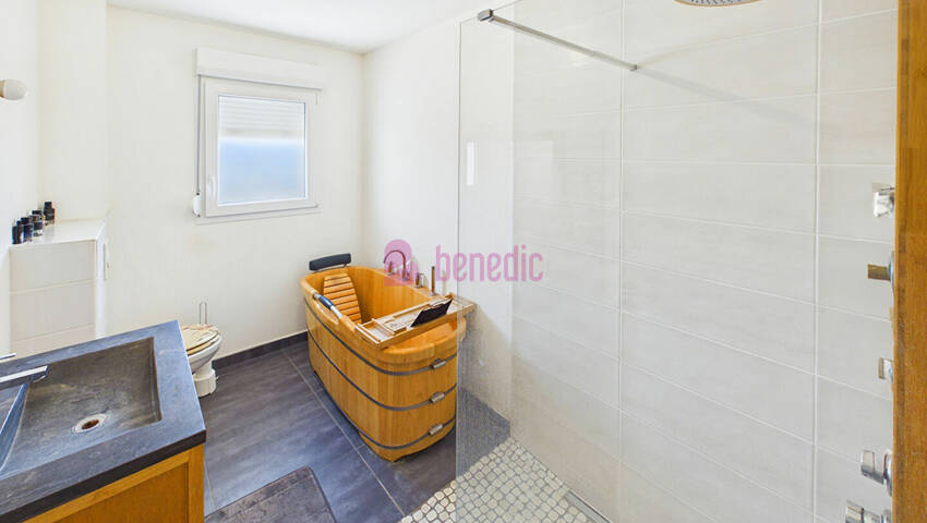 60294979o - Attribut alt par défaut.